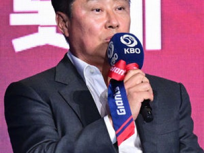 김태형 감독 미디어데이에서 자폭 출사표 던져